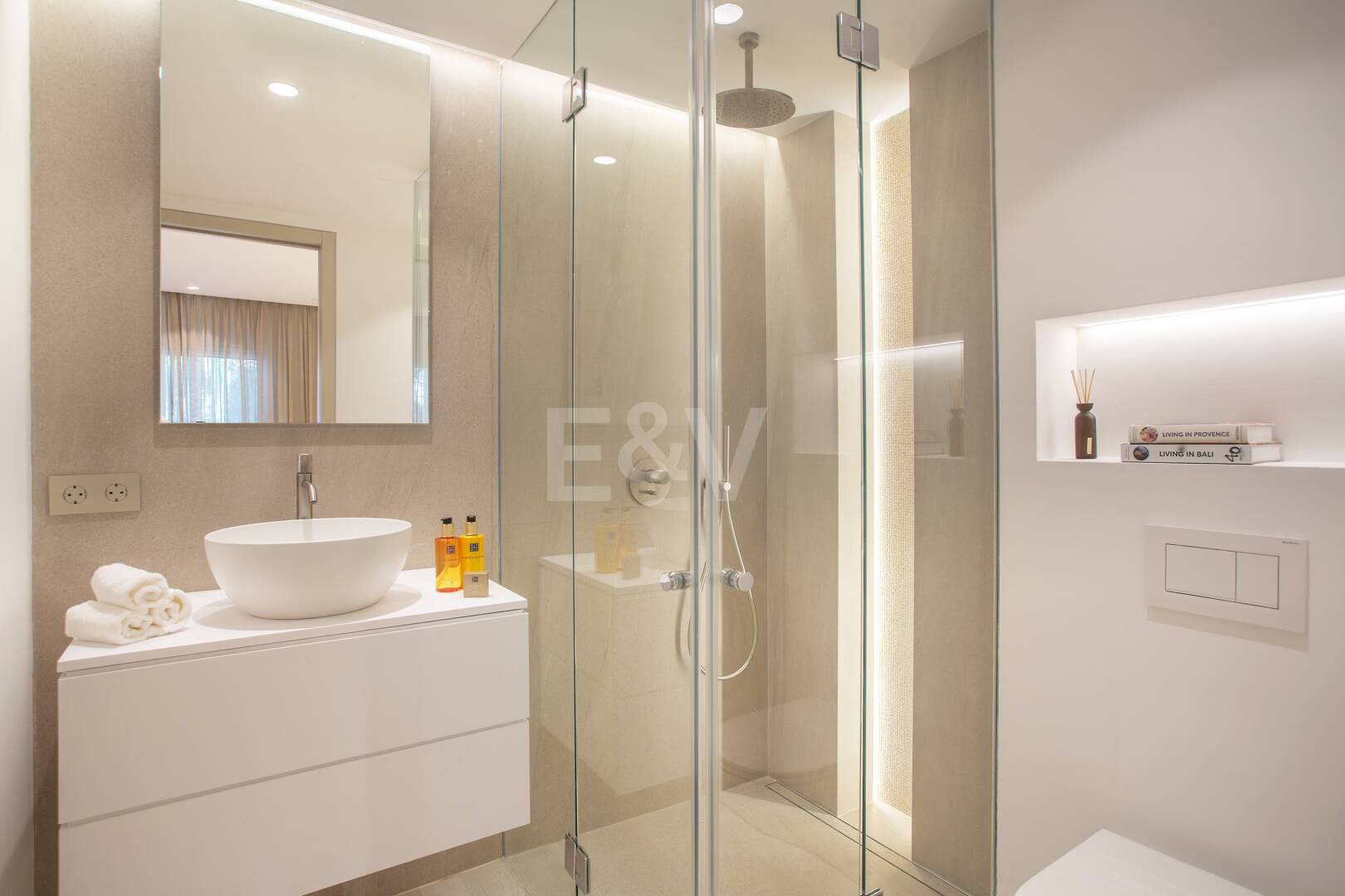 Exquisite Luxus-Wohnung in Puente Romano