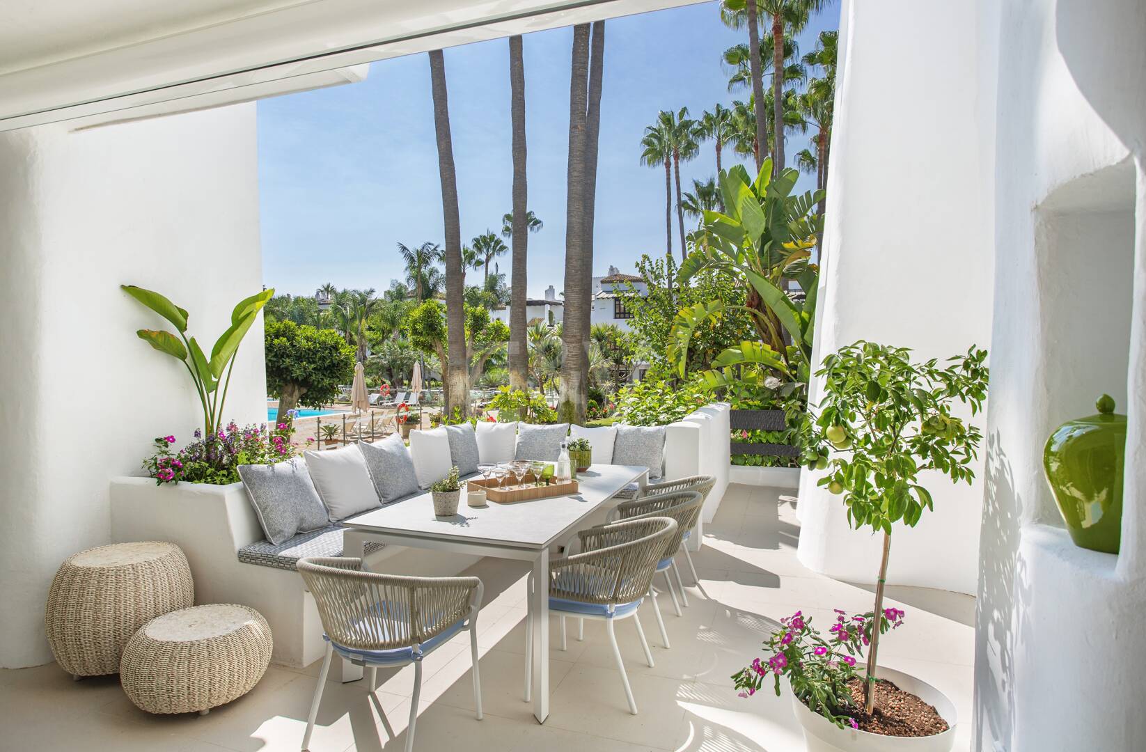 Exquisite Luxus-Wohnung in Puente Romano