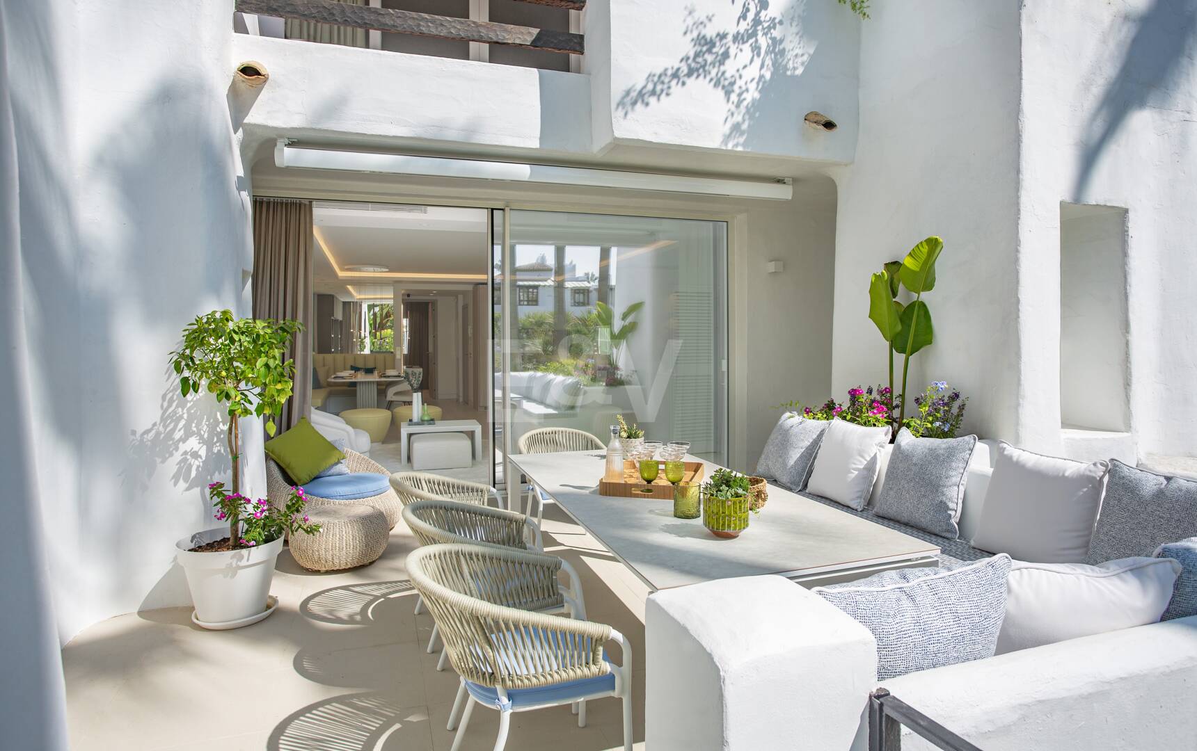 Exquisite Luxus-Wohnung in Puente Romano