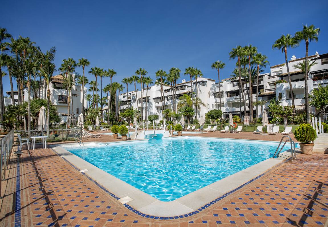 Utsökt lyxlägenhet i Puente Romano