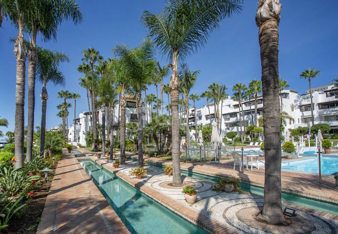 Utsökt lyxlägenhet i Puente Romano