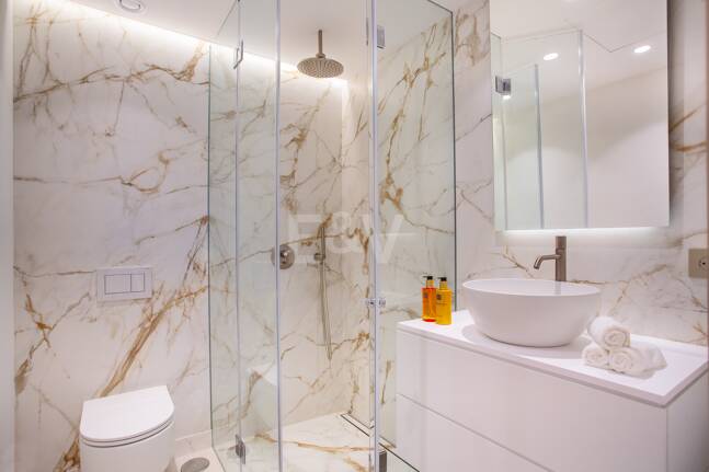 Utsökt lyxlägenhet i Puente Romano