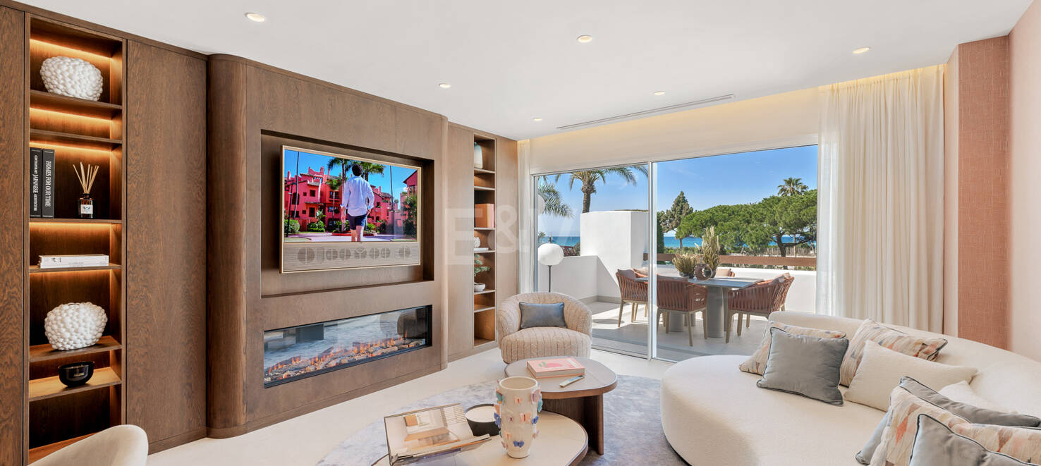 Luxury Beachfront Apartment in Los Monteros