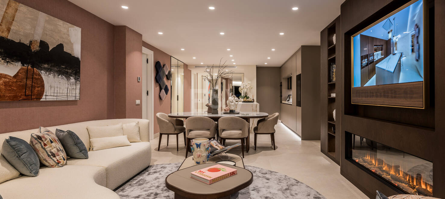 Luxury Beachfront Apartment in Los Monteros