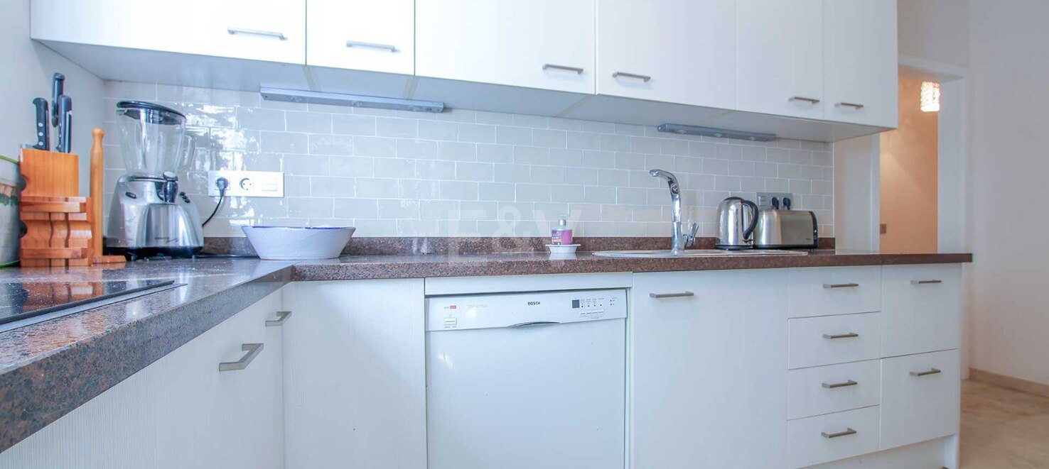 Beachside Villa Offering Privacy, Comfort and Investment Potential