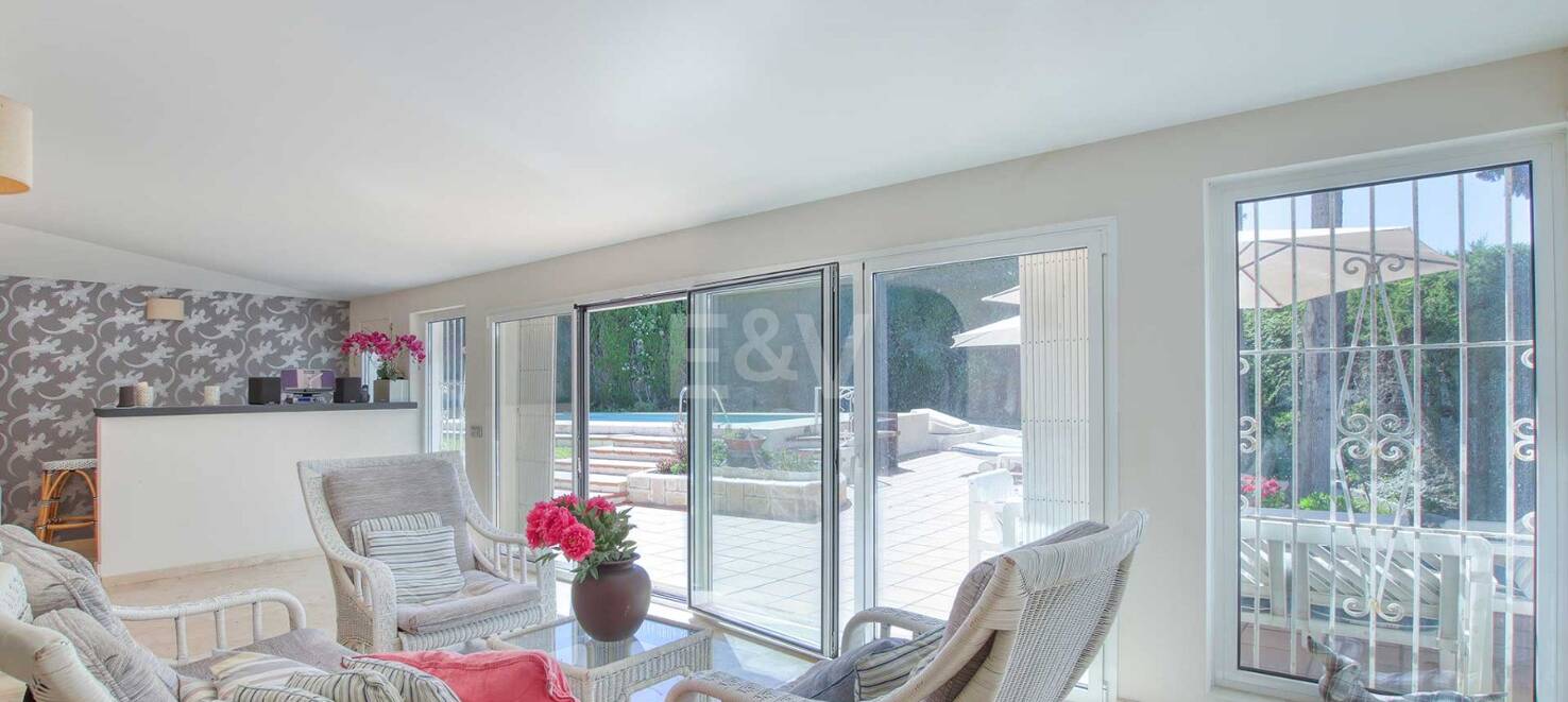 Beachside Villa Offering Privacy, Comfort and Investment Potential