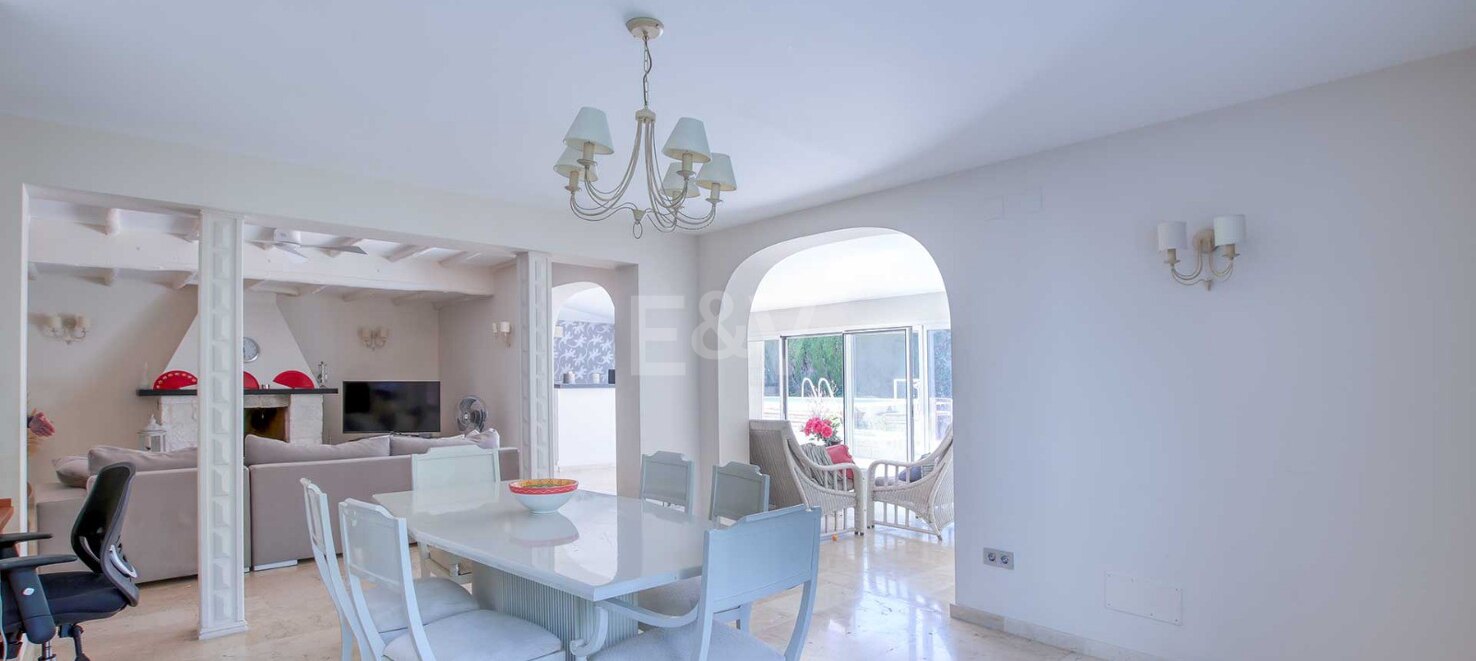 Beachside Villa Offering Privacy, Comfort and Investment Potential