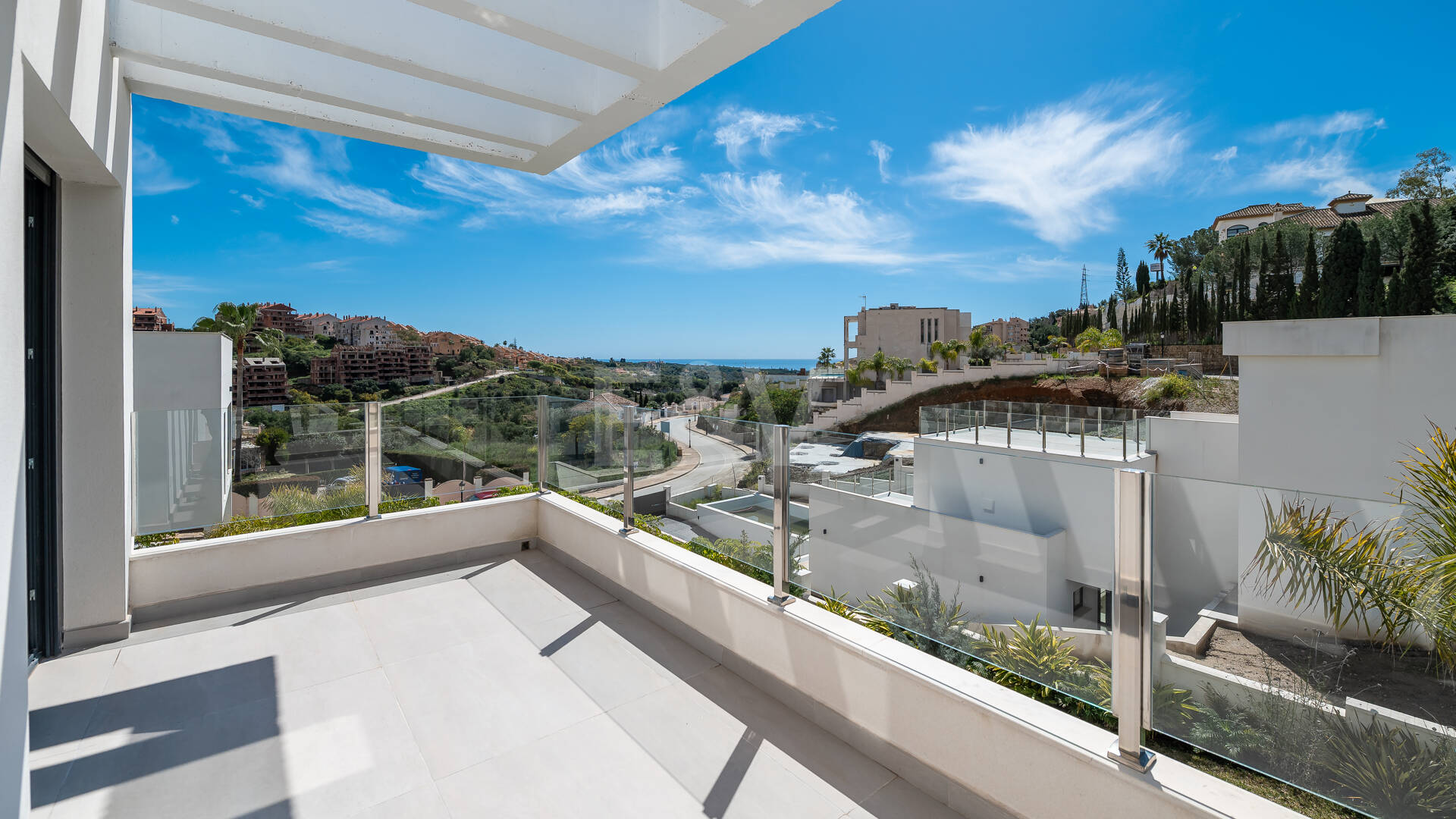 Ny modern villa med Golf och Sea Views