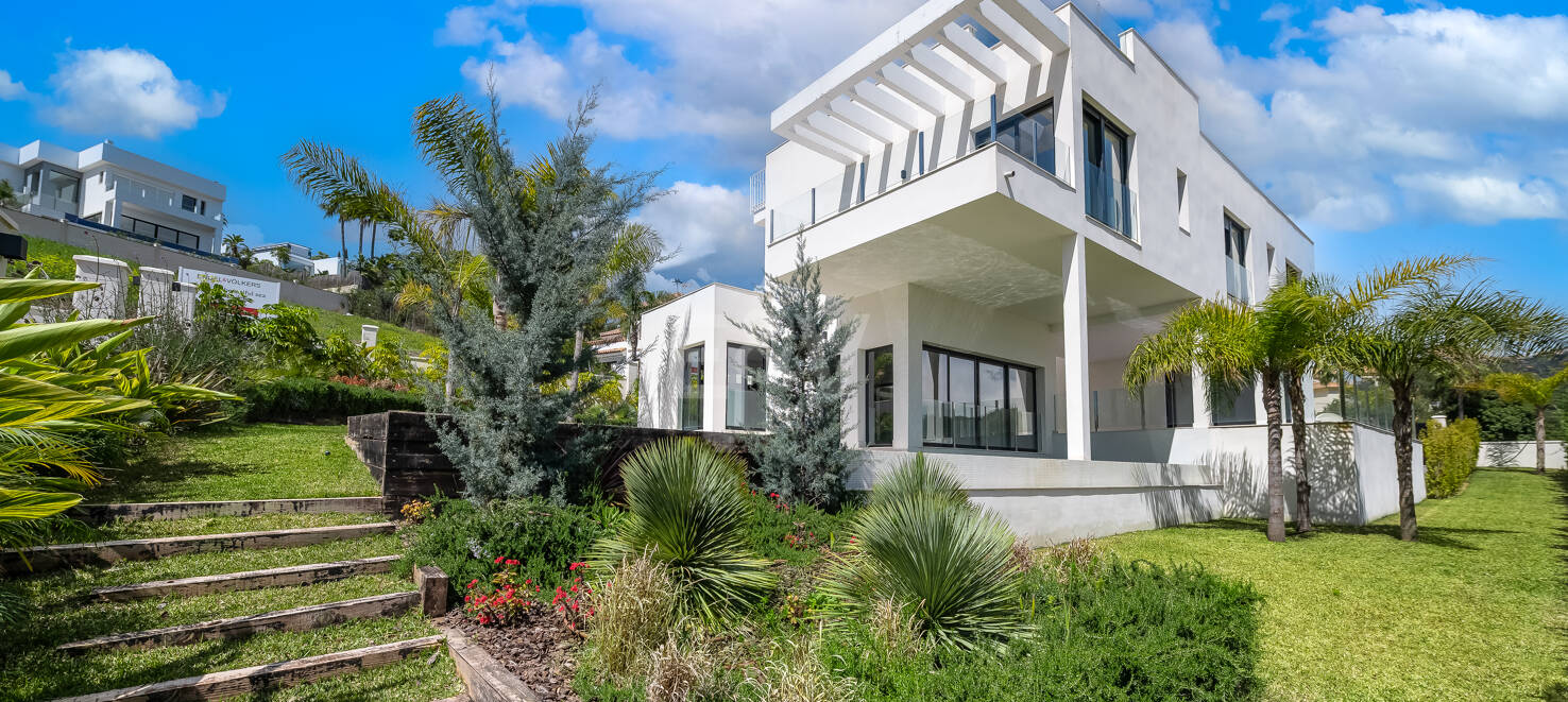 Väl prissatt modern villa i Elviria nära centrum