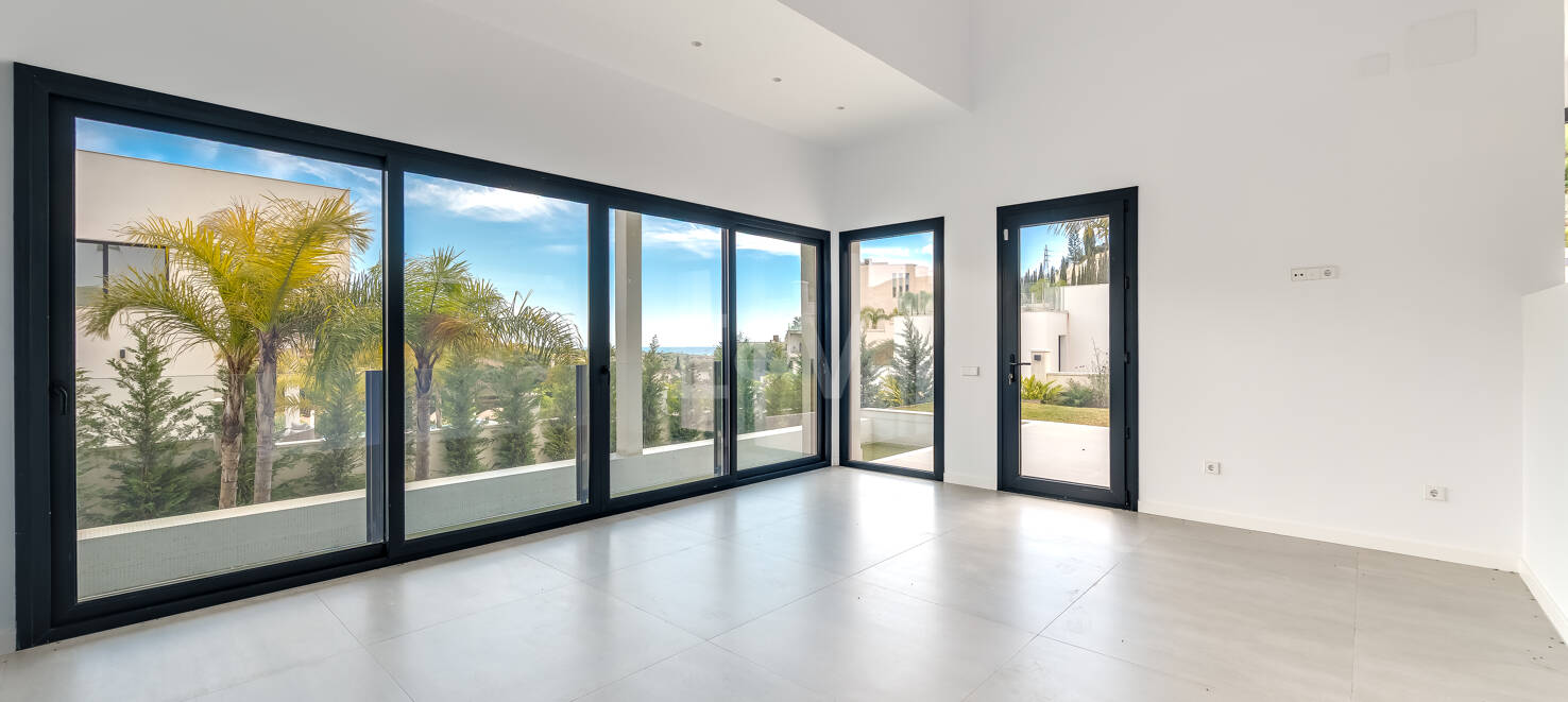 Väl prissatt modern villa i Elviria nära centrum