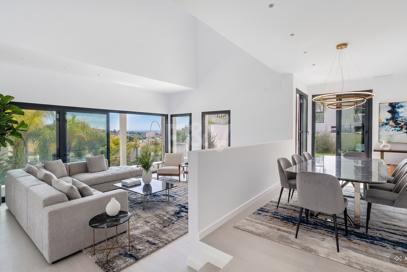 Nueva Villa Moderna con Vistas al Golf y al Mar