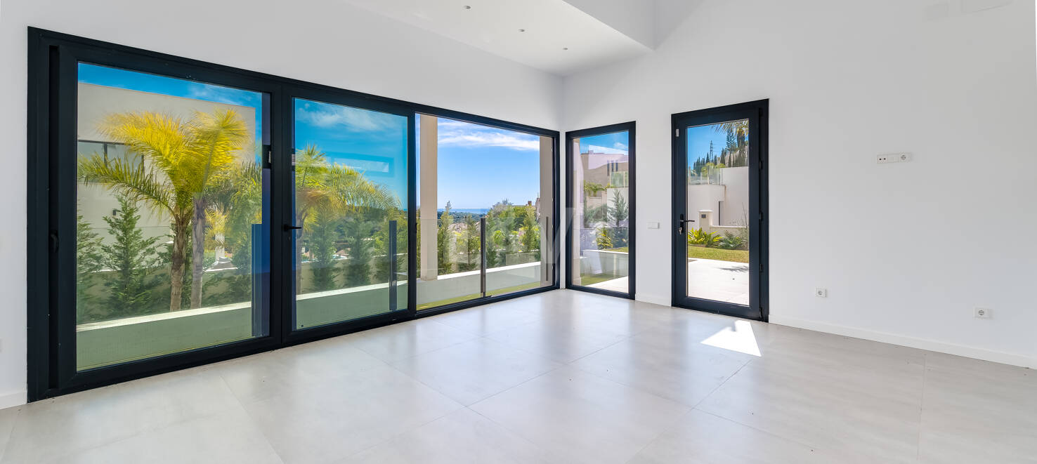 Väl prissatt modern villa i Elviria nära centrum