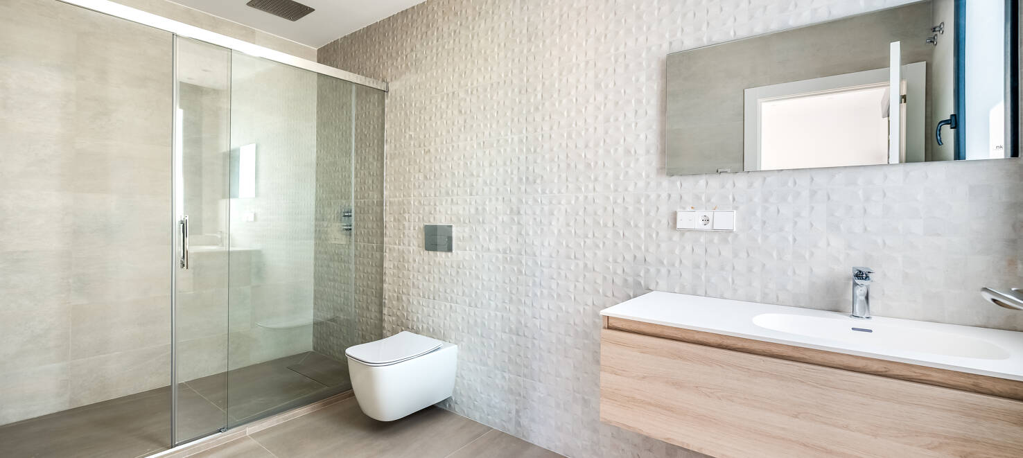 Väl prissatt modern villa i Elviria nära centrum
