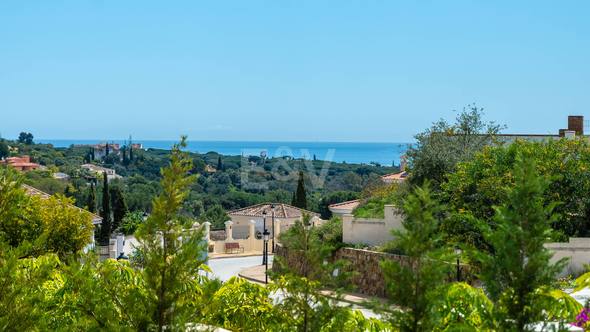 Ny modern villa med Golf och Sea Views