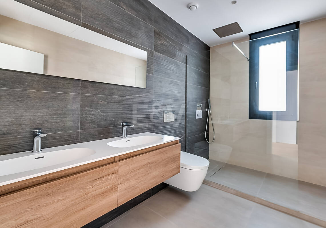 Nueva Villa Moderna con Vistas al Golf y al Mar