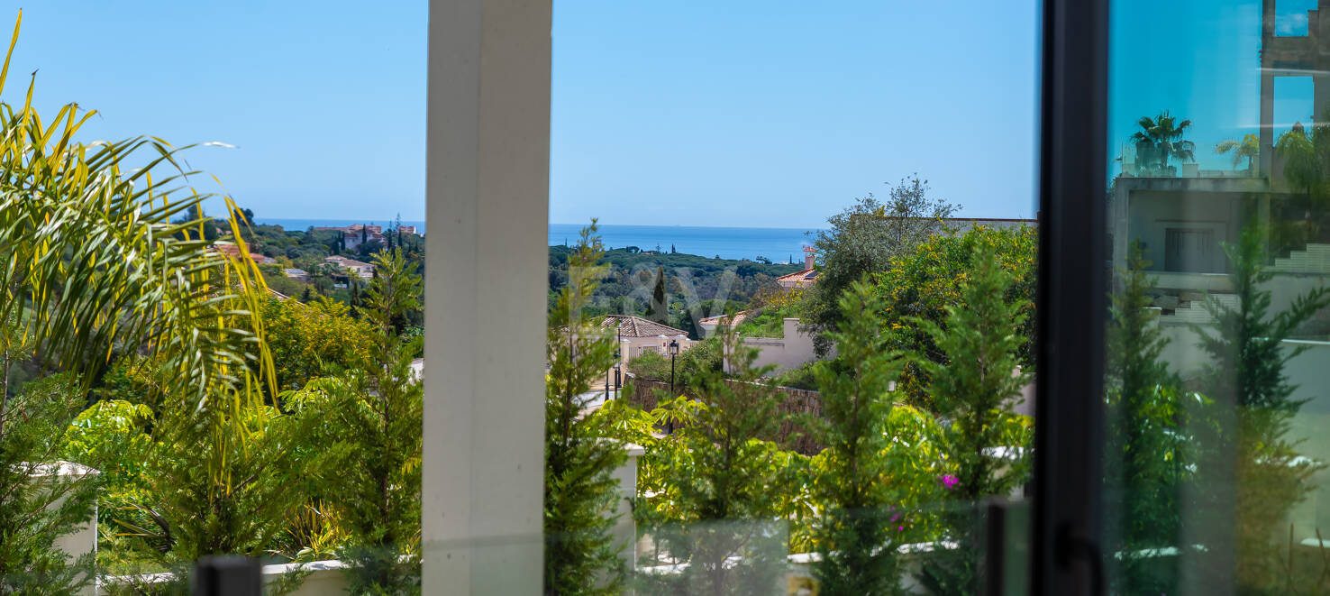 Väl prissatt modern villa i Elviria nära centrum