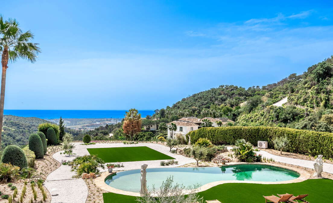 Exquisite 5-Bedroom Mansion with Breathtaking Sea Views in La Zagaleta