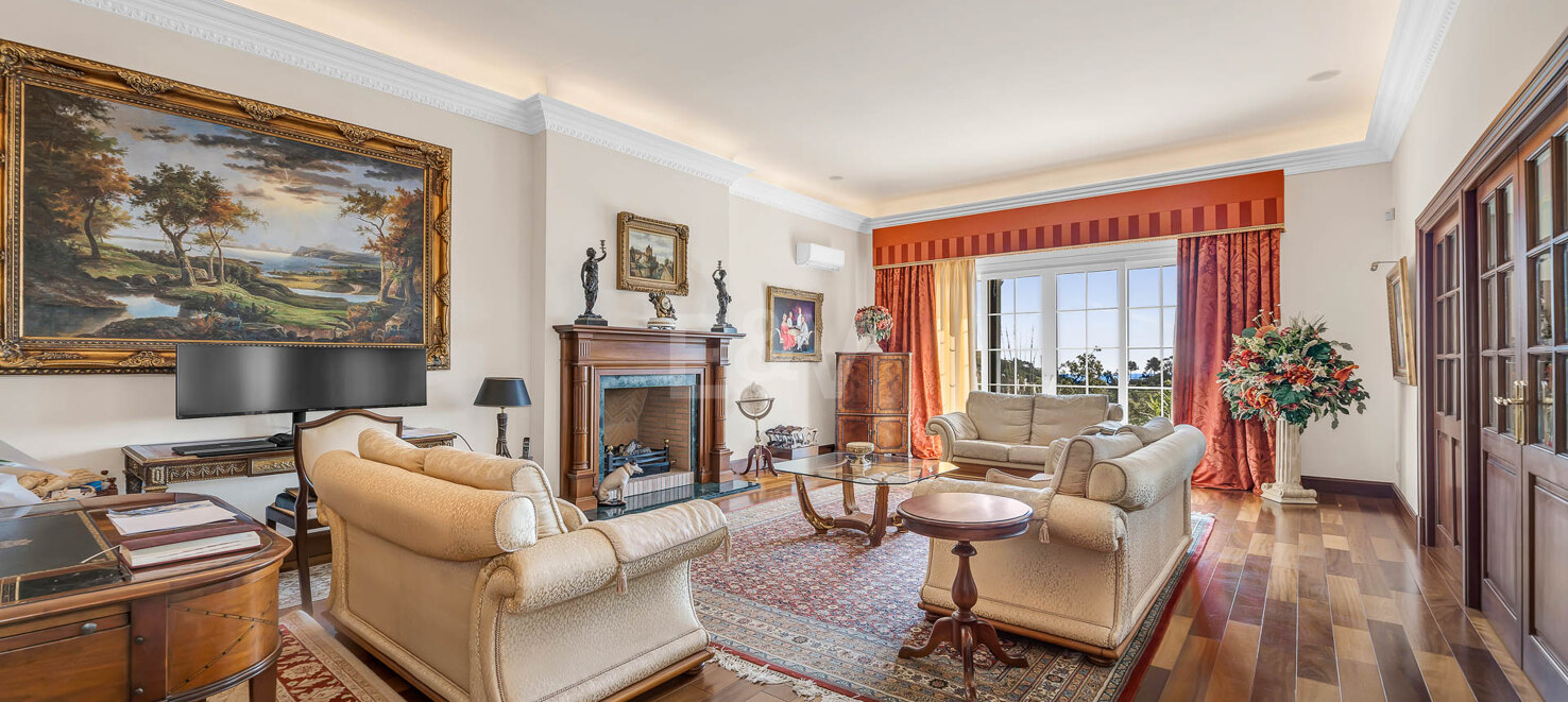Exquisite 5-Bedroom Mansion with Breathtaking Sea Views in La Zagaleta