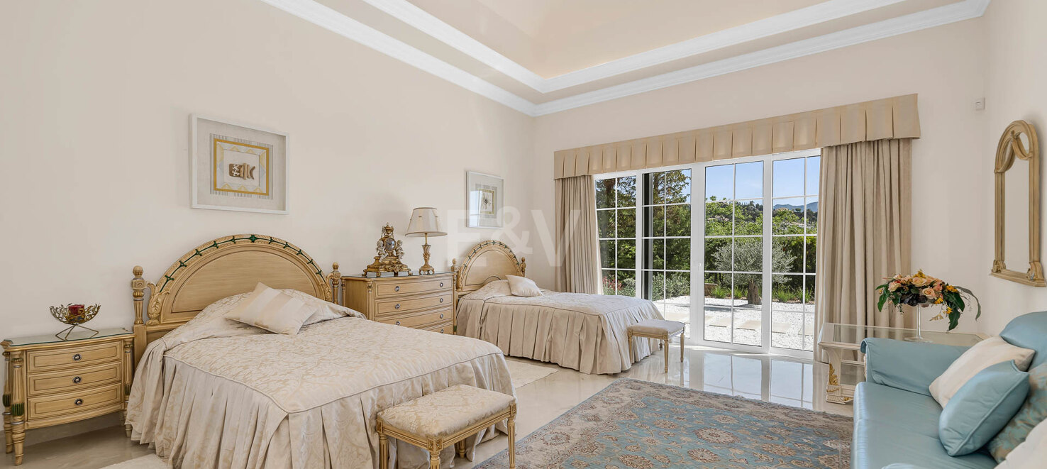 Exquisite 5-Bedroom Mansion with Breathtaking Sea Views in La Zagaleta