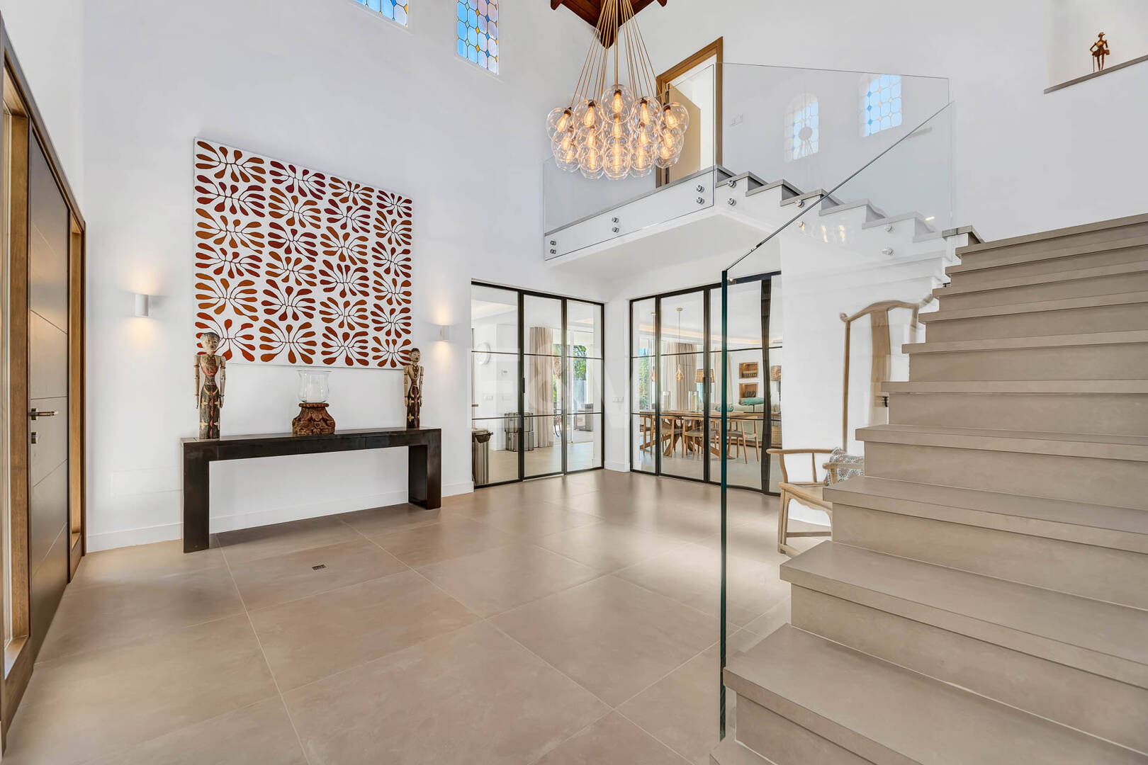 Elegant Andalusian Villa – Luxury Retreat with Sea Views