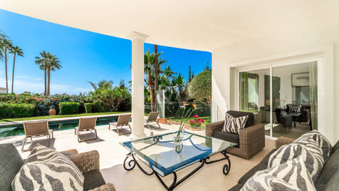Élégante villa andalouse – Retraite Luxury avec vue sur la mer