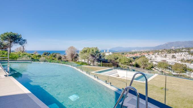 Lujoso y moderno apartamento en Cabopino en un prestigioso complejo
