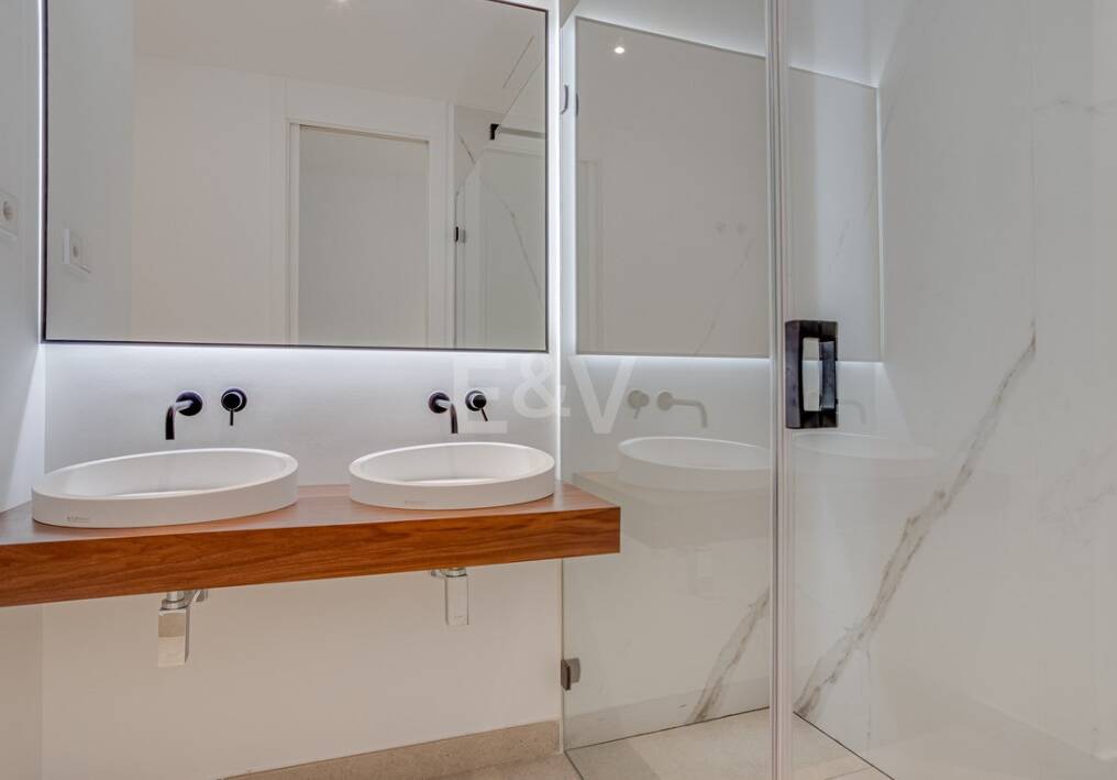 Luksusowy, nowoczesny apartament w Cabopino w kompleksie prestiżowe