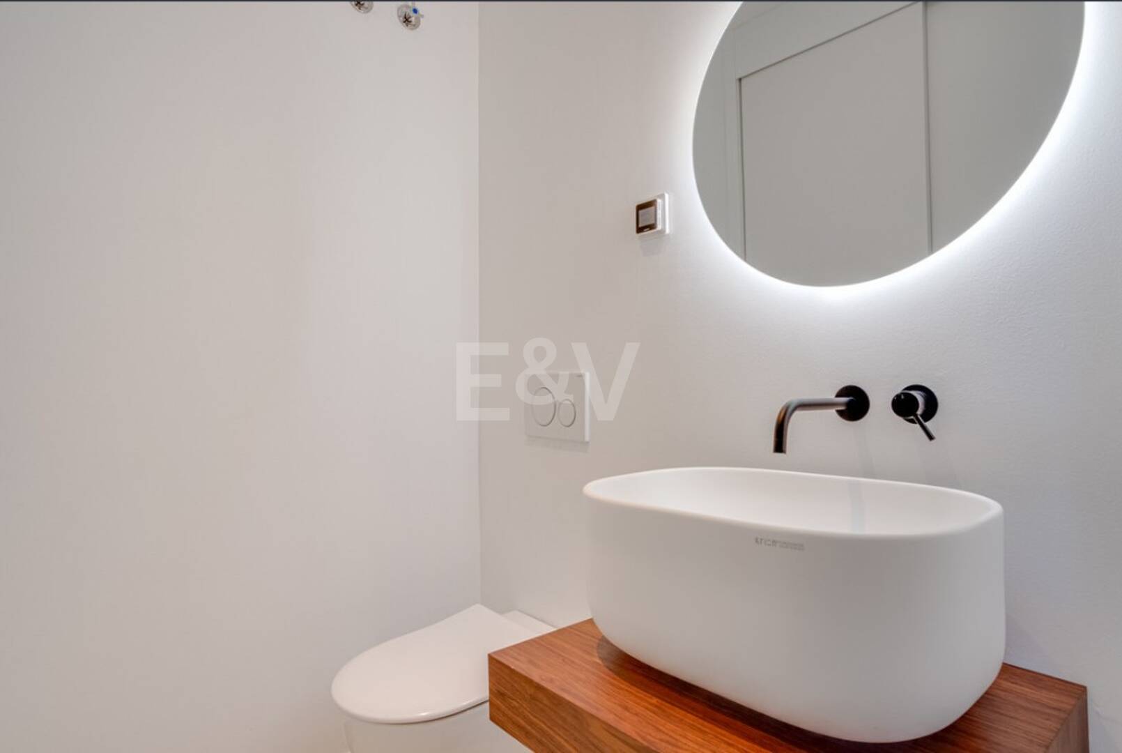 Lyx modern lägenhet i Cabopino i prestigefyllt komplex