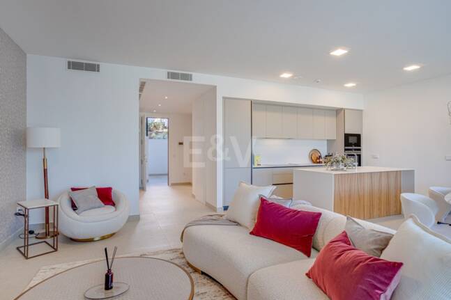 Lyx modern lägenhet i Cabopino i prestigefyllt komplex