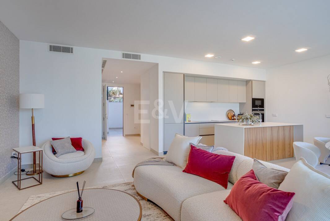 Lyx modern lägenhet i Cabopino i prestigefyllt komplex