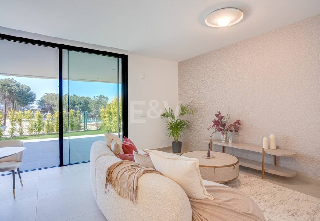 Lyx modern lägenhet i Cabopino i prestigefyllt komplex