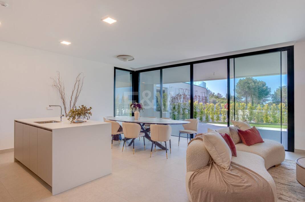 Lyx modern lägenhet i Cabopino i prestigefyllt komplex