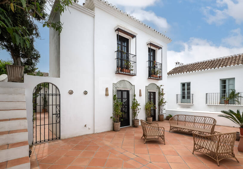 Largest and Most Unique Property in Lomas Pueblo