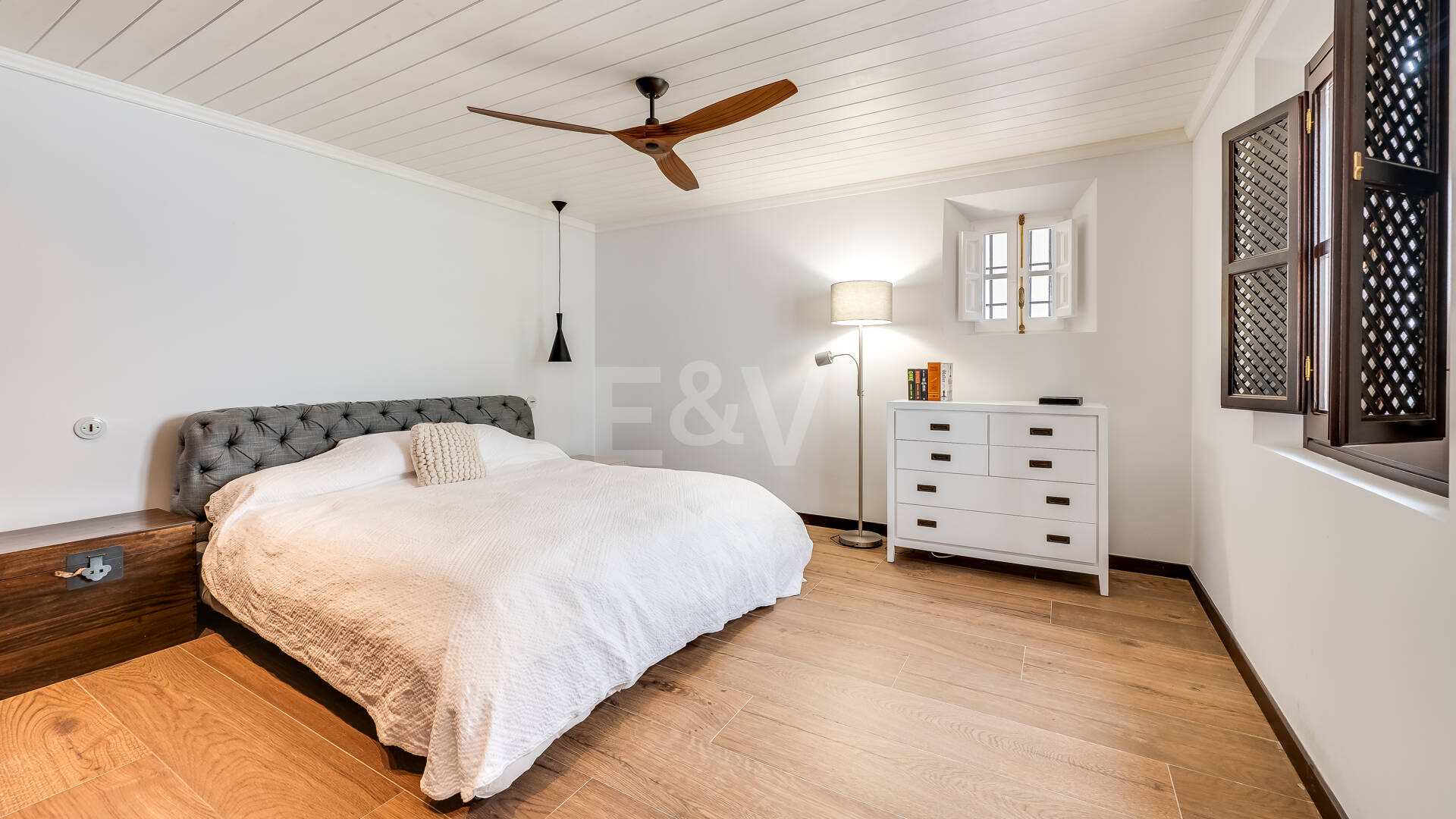 Largest and Most Unique Property in Lomas Pueblo