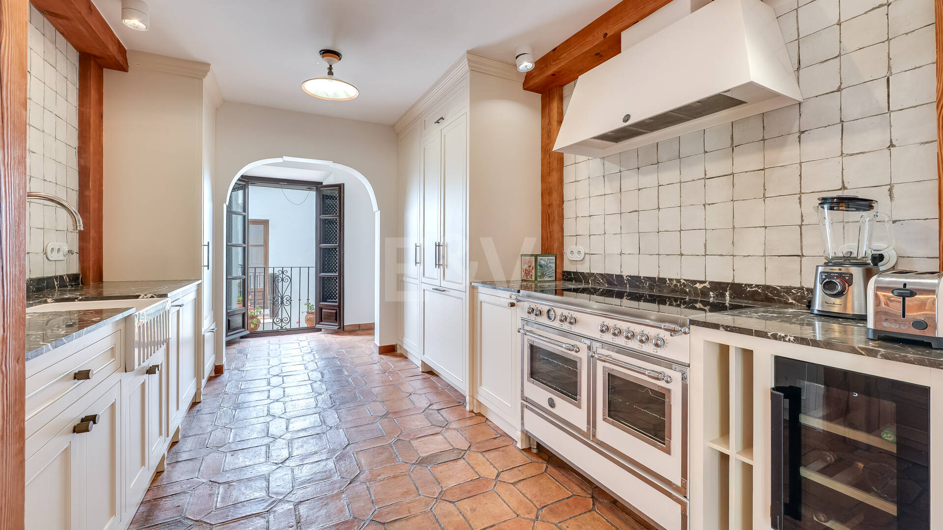 Largest and Most Unique Property in Lomas Pueblo