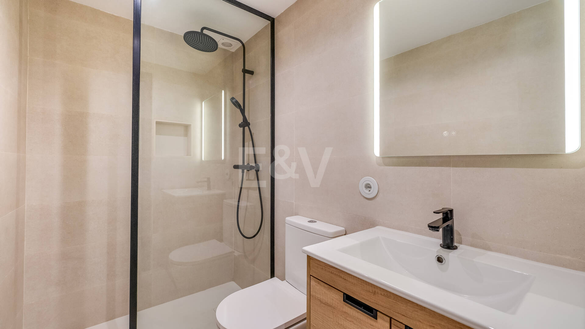 Largest and Most Unique Property in Lomas Pueblo