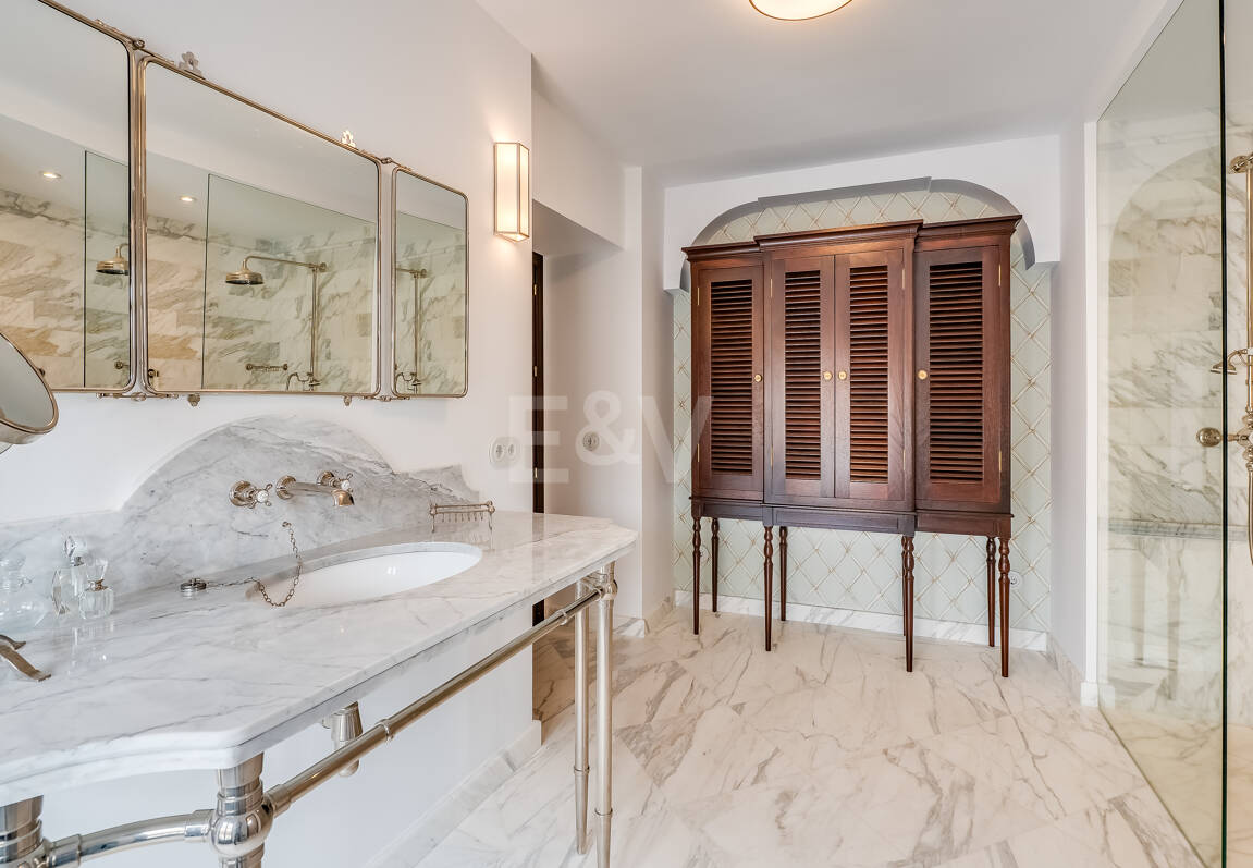 Largest and Most Unique Property in Lomas Pueblo