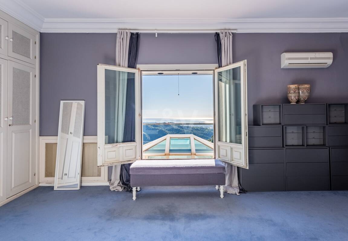 Elegante Villa im privaten mediterranen Refugium El Madroñal