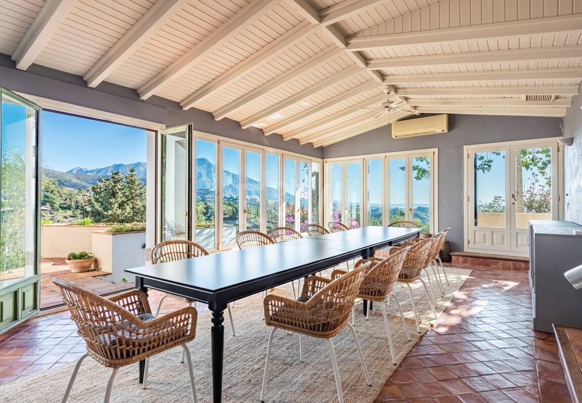 Elegante Villa im privaten mediterranen Refugium El Madroñal