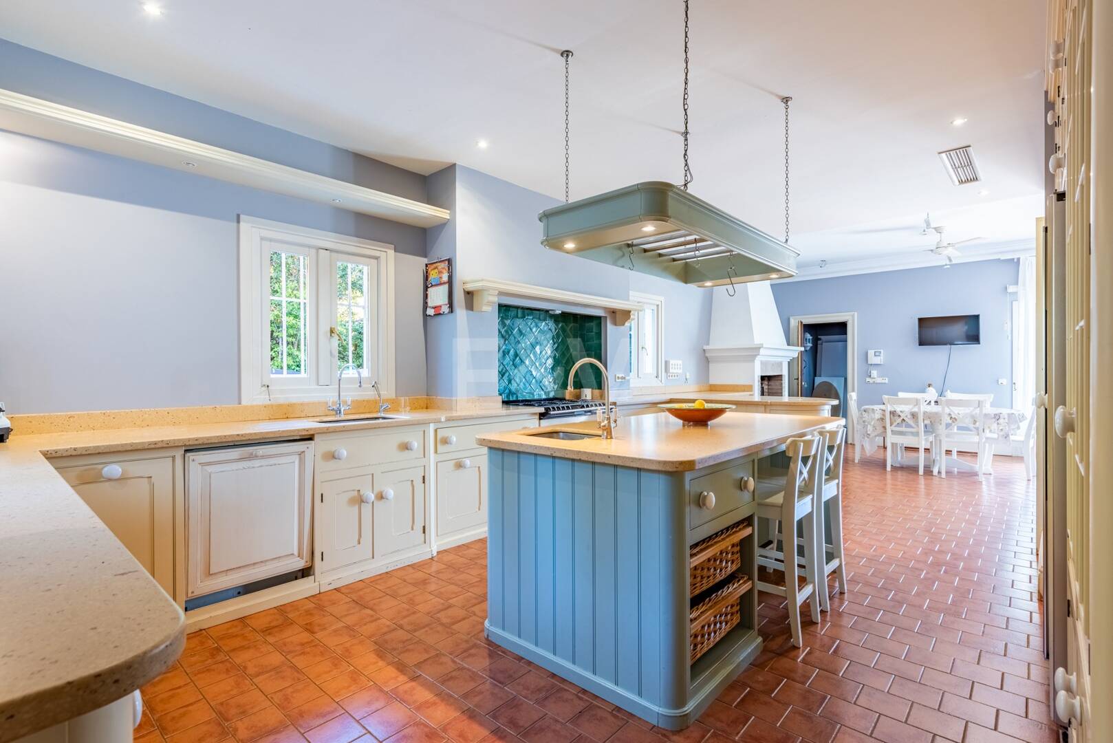 Elegante Villa im privaten mediterranen Refugium El Madroñal