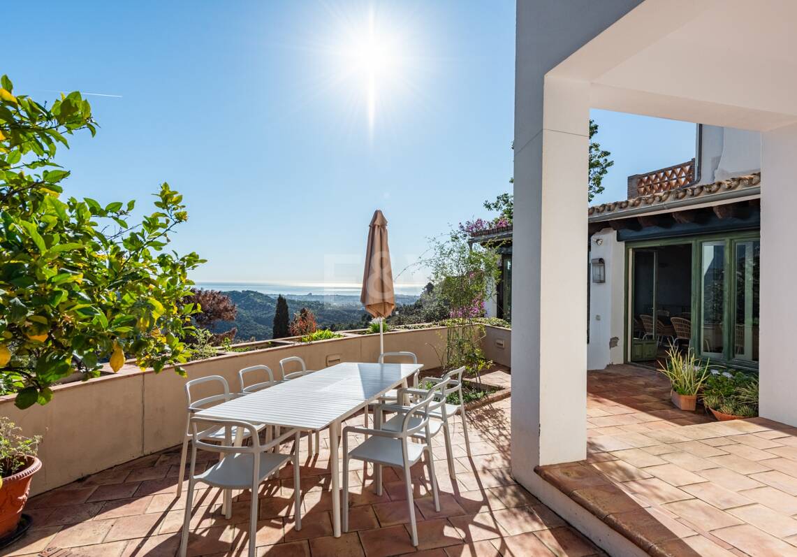 Elegante Villa im privaten mediterranen Refugium El Madroñal