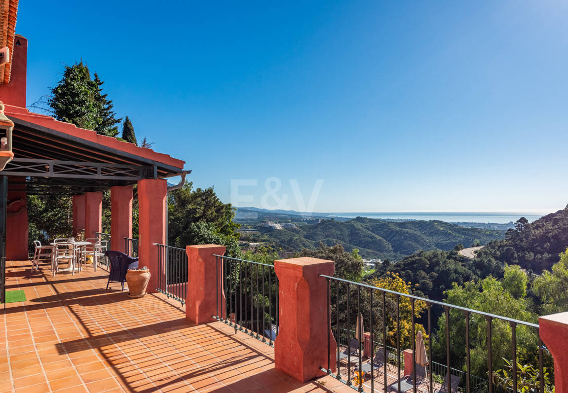 Elegante Villa im privaten mediterranen Refugium El Madroñal