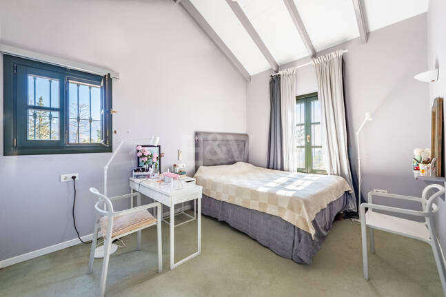 Elegante Villa im privaten mediterranen Refugium El Madroñal