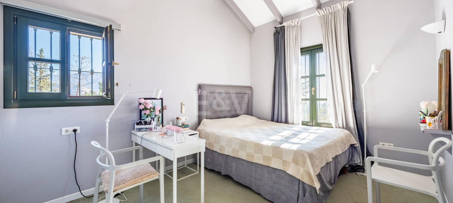 Elégante villa, dans le Havre Méditerranéen privé d'El Madroñal