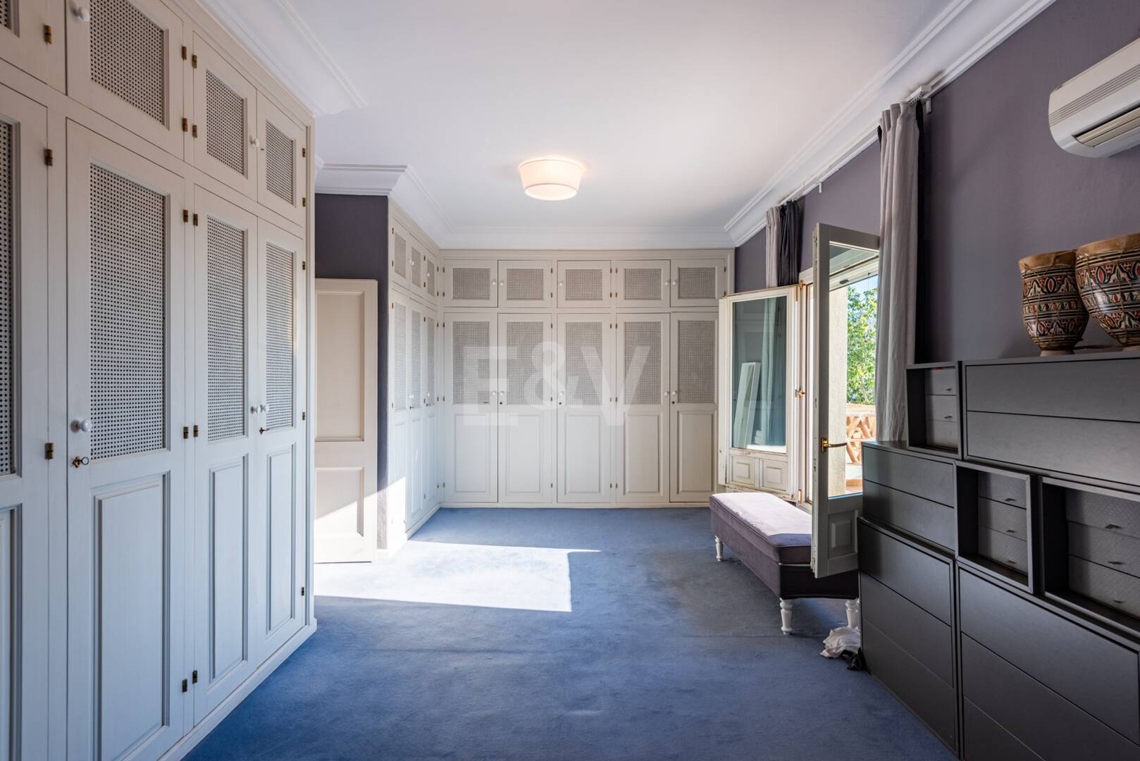 Elegante Villa im privaten mediterranen Refugium El Madroñal