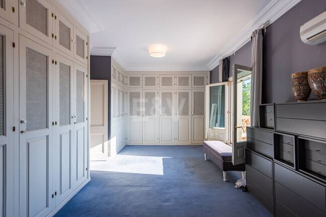 Elegante Villa im privaten mediterranen Refugium El Madroñal