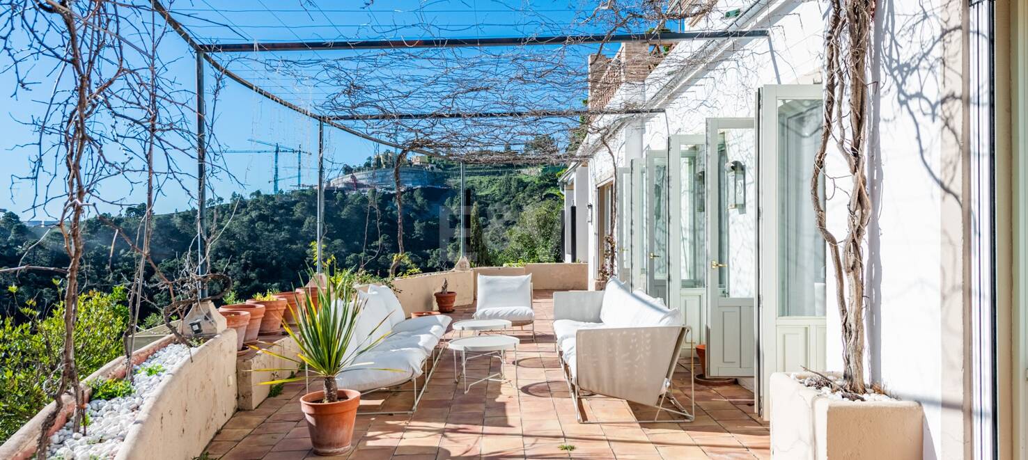Elégante villa, dans le Havre Méditerranéen privé d'El Madroñal