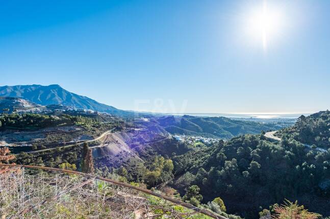 Elegante Villa im privaten mediterranen Refugium El Madroñal