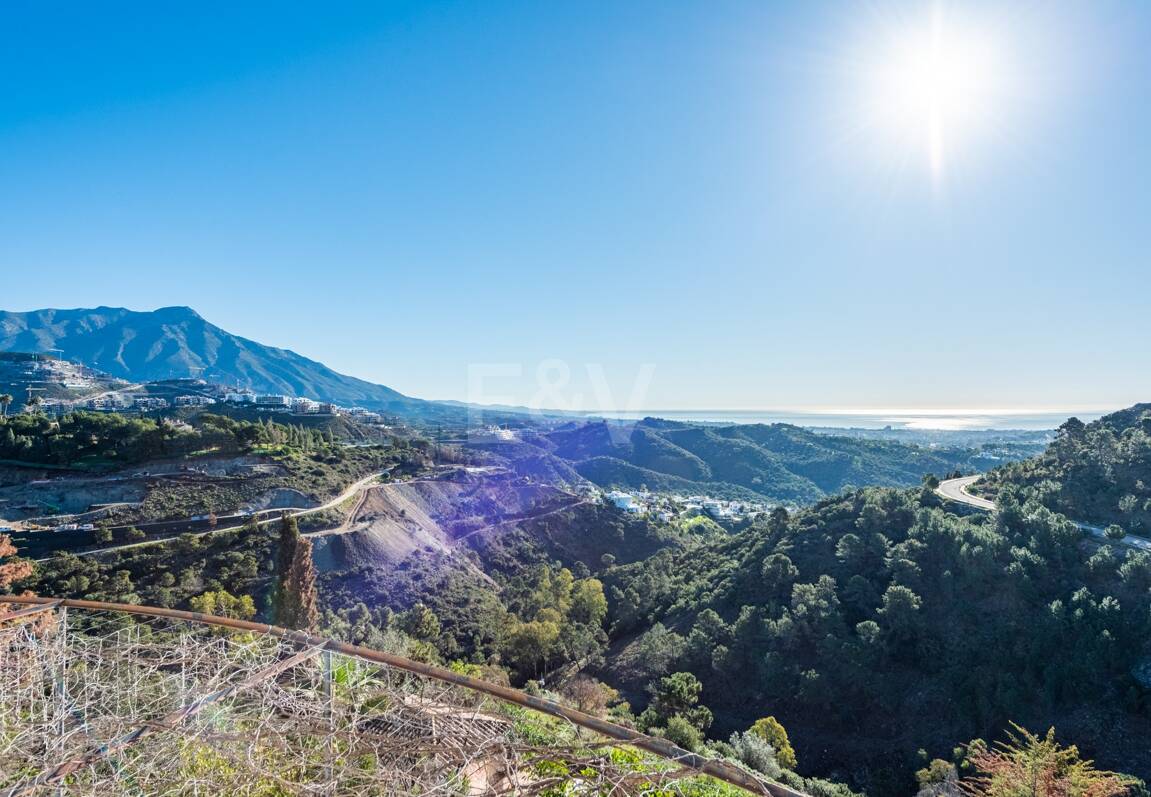 Elegante Villa im privaten mediterranen Refugium El Madroñal