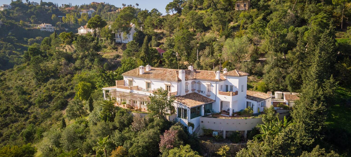 Elégante villa, dans le Havre Méditerranéen privé d'El Madroñal